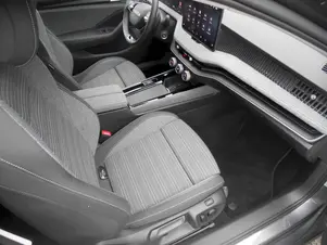 Škoda Superb Selection